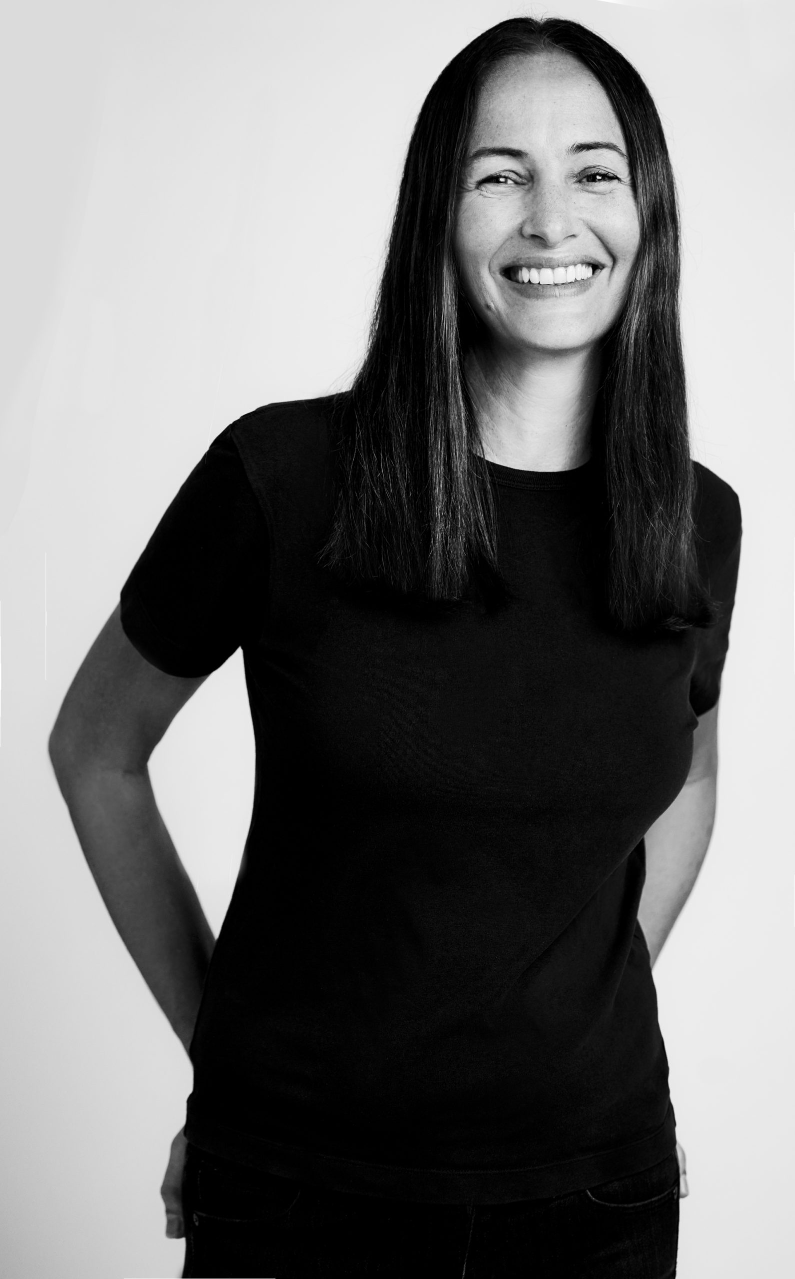 studio portrait of the artist Julianne Rose